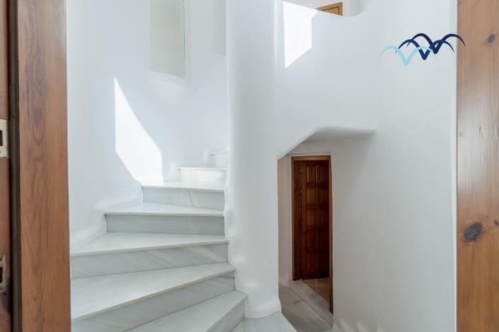 Image No.35-4 Bed Villa / Detached for sale