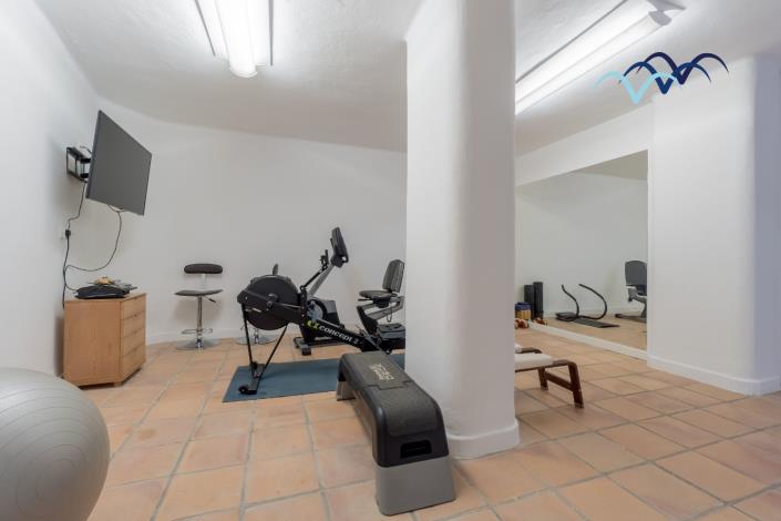 Image No.45-4 Bed Villa / Detached for sale