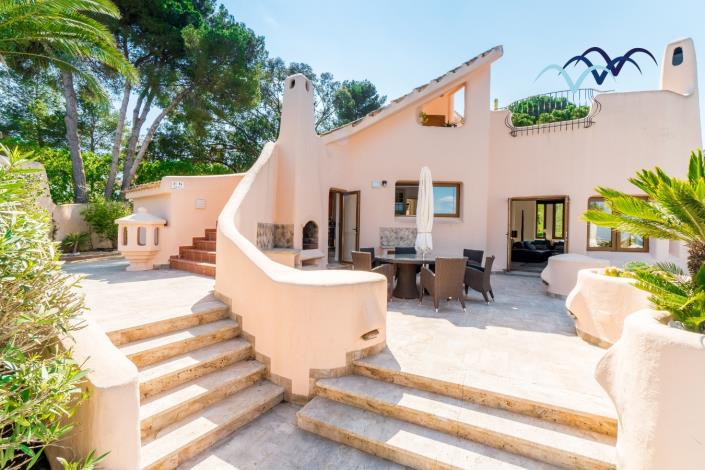 Image No.47-4 Bed Villa / Detached for sale