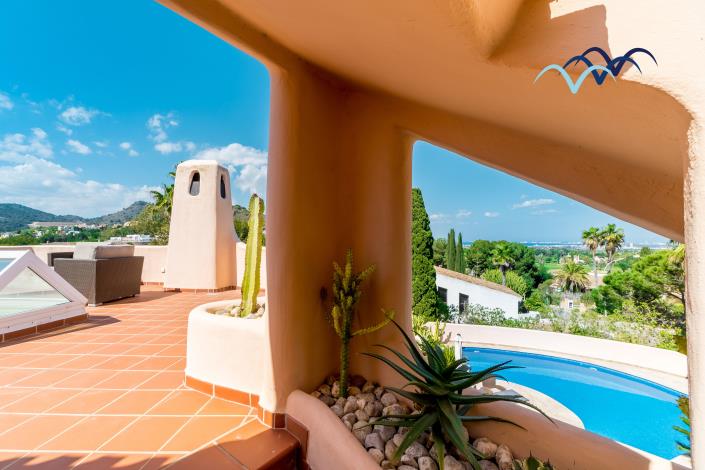 Image No.53-4 Bed Villa / Detached for sale