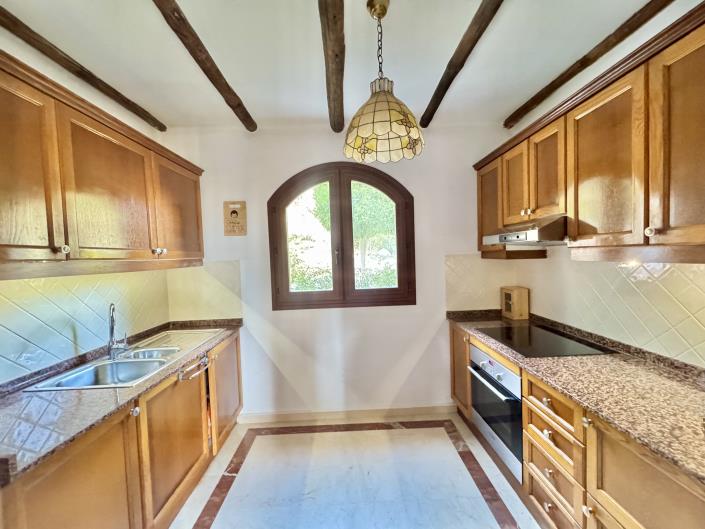 Image No.6-3 Bed Villa / Detached for sale