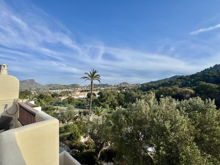 Image No.11-3 Bed Villa / Detached for sale