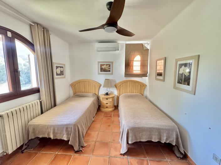 Image No.26-3 Bed Villa / Detached for sale