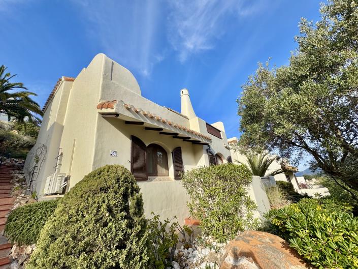 Image No.35-3 Bed Villa / Detached for sale