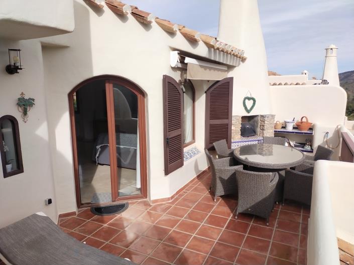 Image No.14-3 Bed Villa / Detached for sale