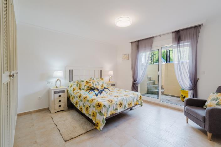 Image No.33-4 Bed Villa / Detached for sale