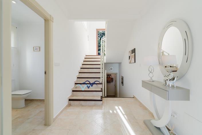 Image No.15-4 Bed Villa / Detached for sale