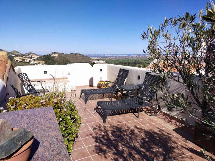 Image No.21-3 Bed Villa / Detached for sale