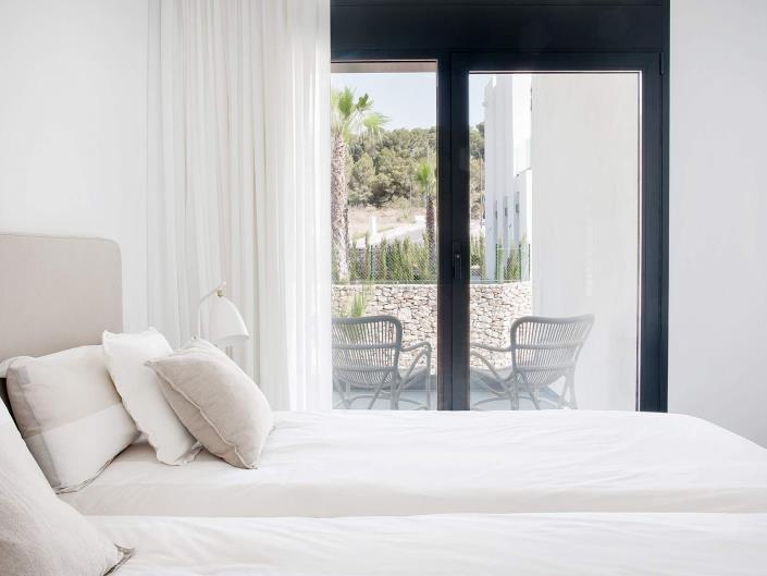 Image No.9-3 Bed Villa / Detached for sale