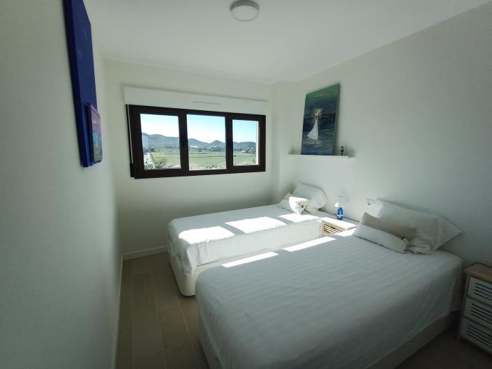 Image No.17-3 Bed Apartment for sale