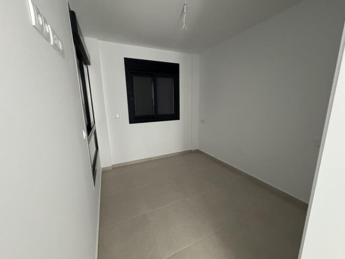 Image No.29-2 Bed Apartment for sale