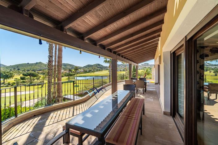 Image No.18-5 Bed Villa / Detached for sale