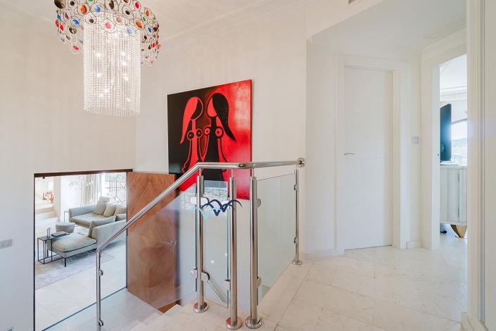 Image No.24-5 Bed Villa / Detached for sale