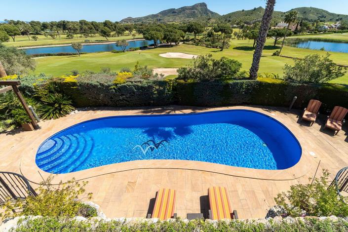 Image No.20-5 Bed Villa / Detached for sale