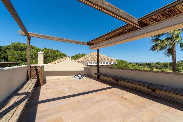 Image No.55-5 Bed Villa / Detached for sale