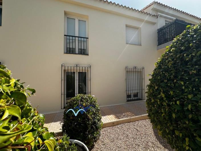 Image No.20-3 Bed Apartment for sale