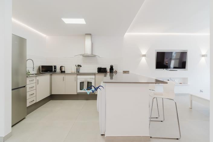 Image No.15-3 Bed Apartment for sale