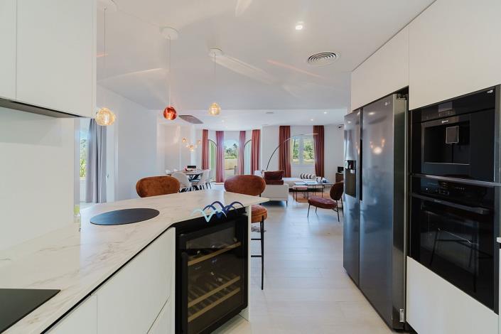 Image No.3-3 Bed Apartment for sale