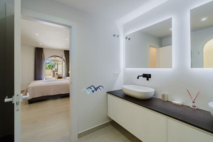 Image No.32-3 Bed Apartment for sale