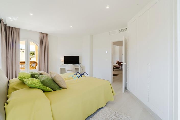 Image No.53-3 Bed Apartment for sale