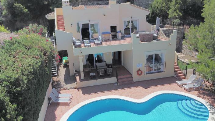 Image No.42-4 Bed Villa / Detached for sale