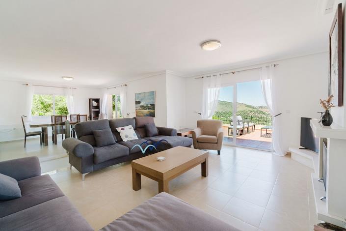 Image No.6-4 Bed Villa / Detached for sale