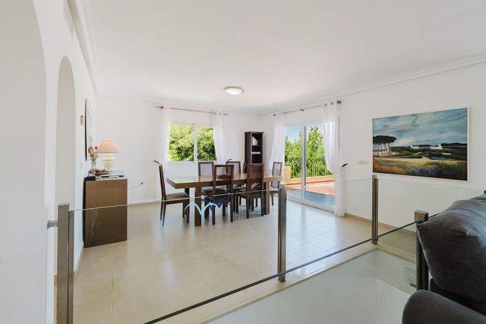 Image No.22-4 Bed Villa / Detached for sale