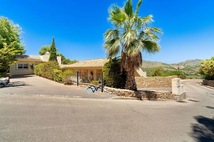 Image No.32-4 Bed Villa / Detached for sale