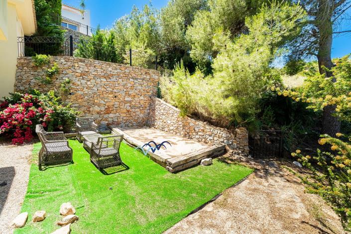 Image No.57-4 Bed Villa / Detached for sale