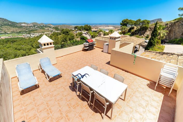 Image No.58-4 Bed Villa / Detached for sale