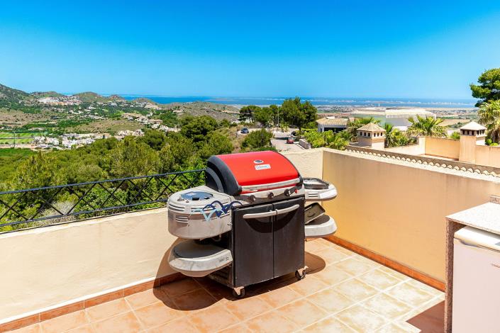 Image No.59-4 Bed Villa / Detached for sale
