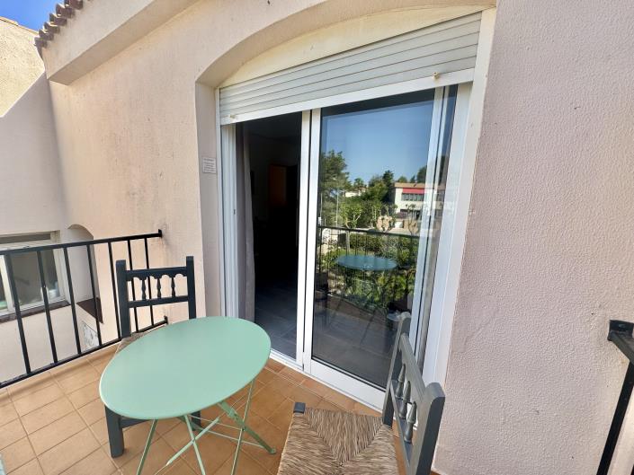 Image No.16-2 Bed Apartment for sale