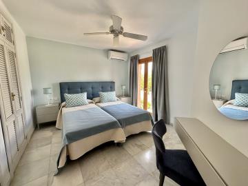 LH4-Bedroom-3-scaled