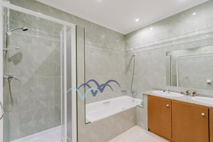 Image No.46-3 Bed Apartment for sale