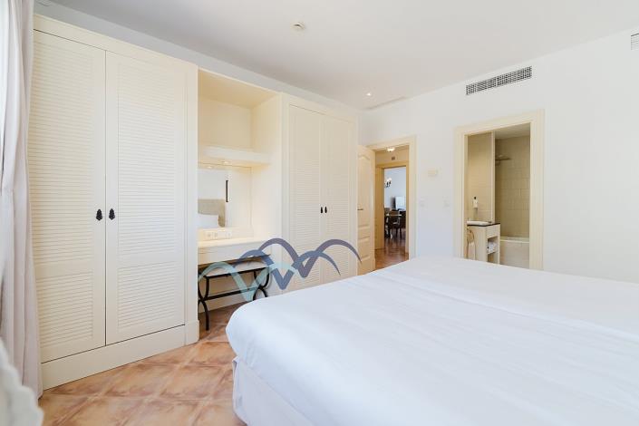 Image No.41-3 Bed Apartment for sale