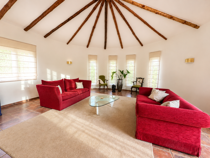 Image No.11-4 Bed Villa / Detached for sale