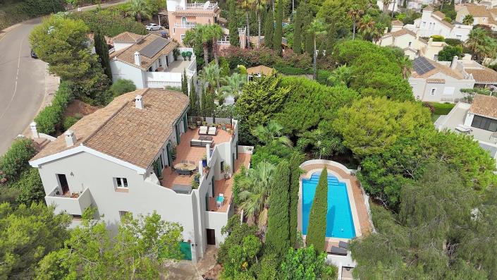 Image No.33-4 Bed Villa / Detached for sale