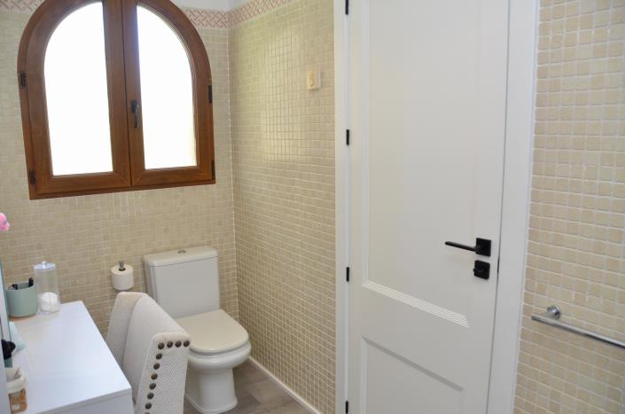 Image No.23-3 Bed Apartment for sale