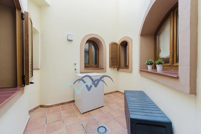 Image No.21-3 Bed Apartment for sale