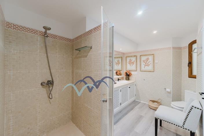 Image No.28-3 Bed Apartment for sale