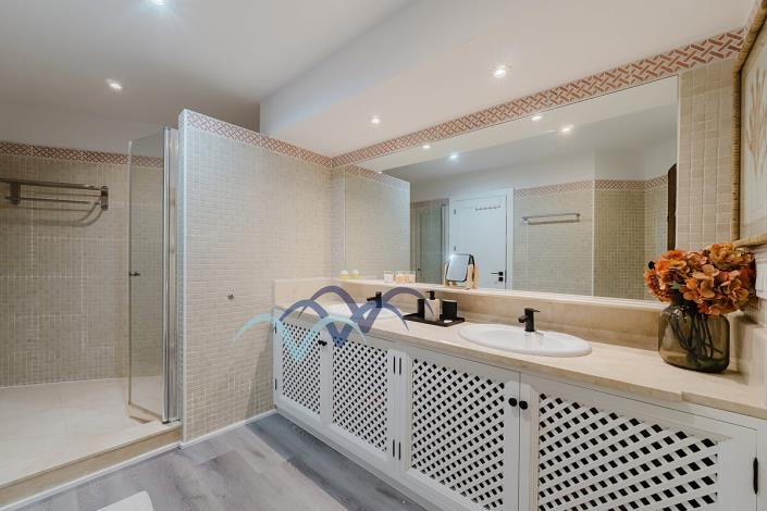 Image No.29-3 Bed Apartment for sale