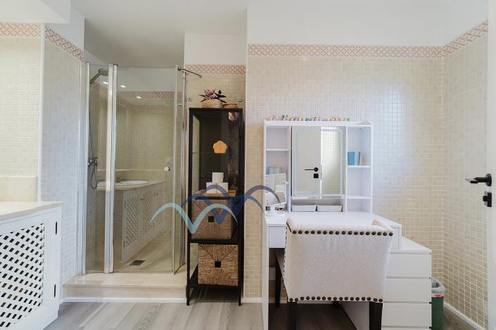 Image No.41-3 Bed Apartment for sale