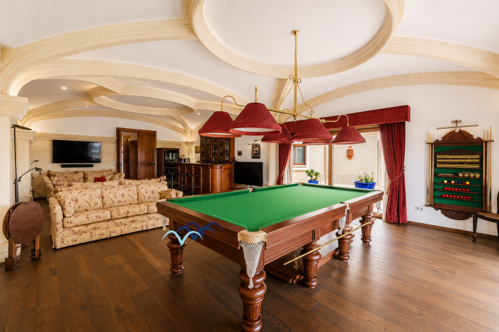 Image No.19-4 Bed Villa / Detached for sale