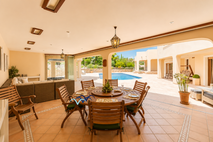 Image No.5-4 Bed Villa / Detached for sale