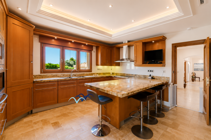 Image No.29-4 Bed Villa / Detached for sale