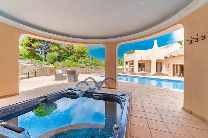 Image No.9-4 Bed Villa / Detached for sale