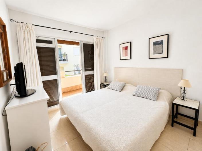 Image No.9-2 Bed Apartment for sale