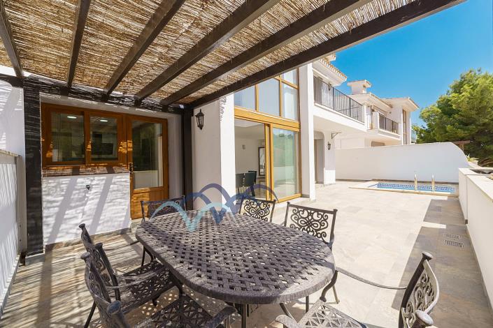 Image No.9-4 Bed Semi-Detached for sale