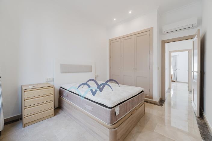 Image No.30-4 Bed Semi-Detached for sale