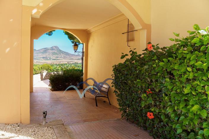 Image No.48-4 Bed Semi-Detached for sale